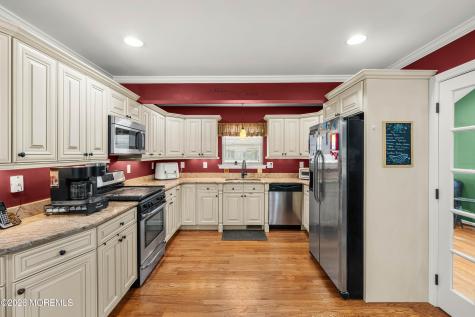 43 Nevada Drive Hazlet NJ 07730