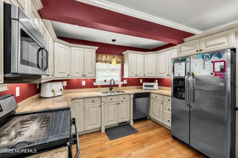 43 Nevada Drive Hazlet NJ 07730