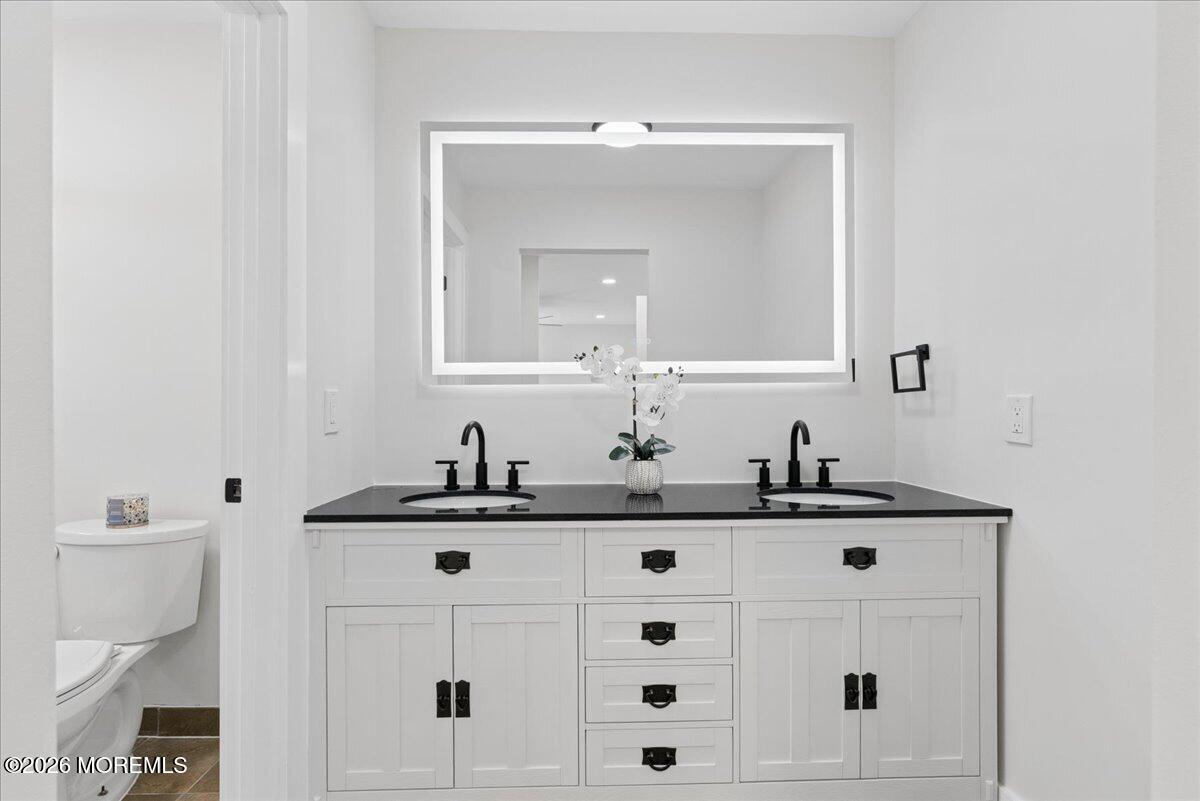 15 Frilham Lane Manchester NJ 08759