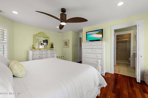 104 Clifton Road Barnegat NJ 08005