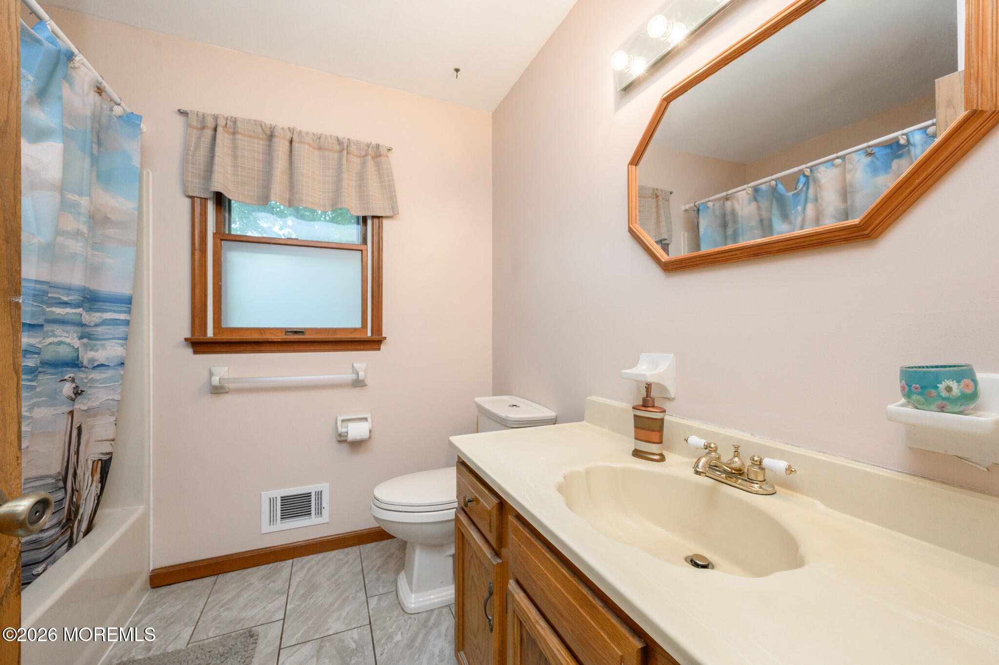 54 Spruce Street Beachwood NJ 08722