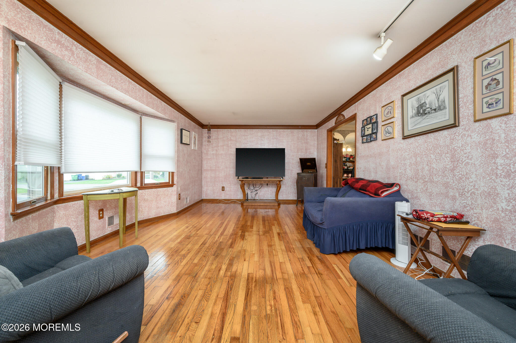 54 Spruce Street Beachwood NJ 08722