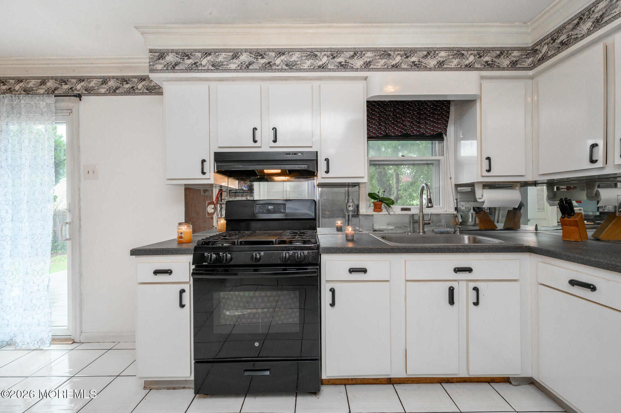 54 Spruce Street Beachwood NJ 08722