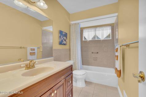 1069 Fairview Drive Toms River NJ 08753