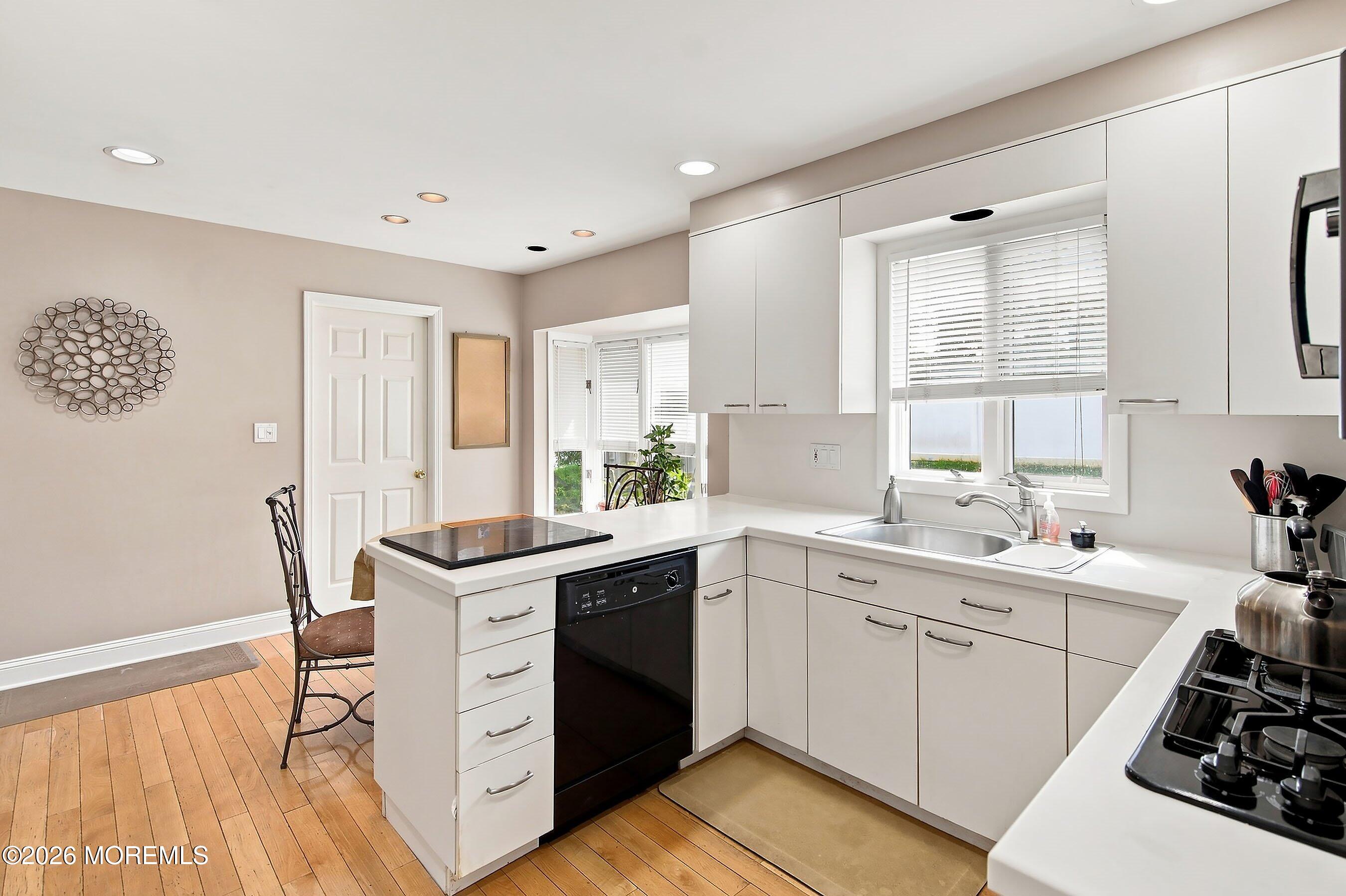 25 Mccue Road Morganville NJ 07751