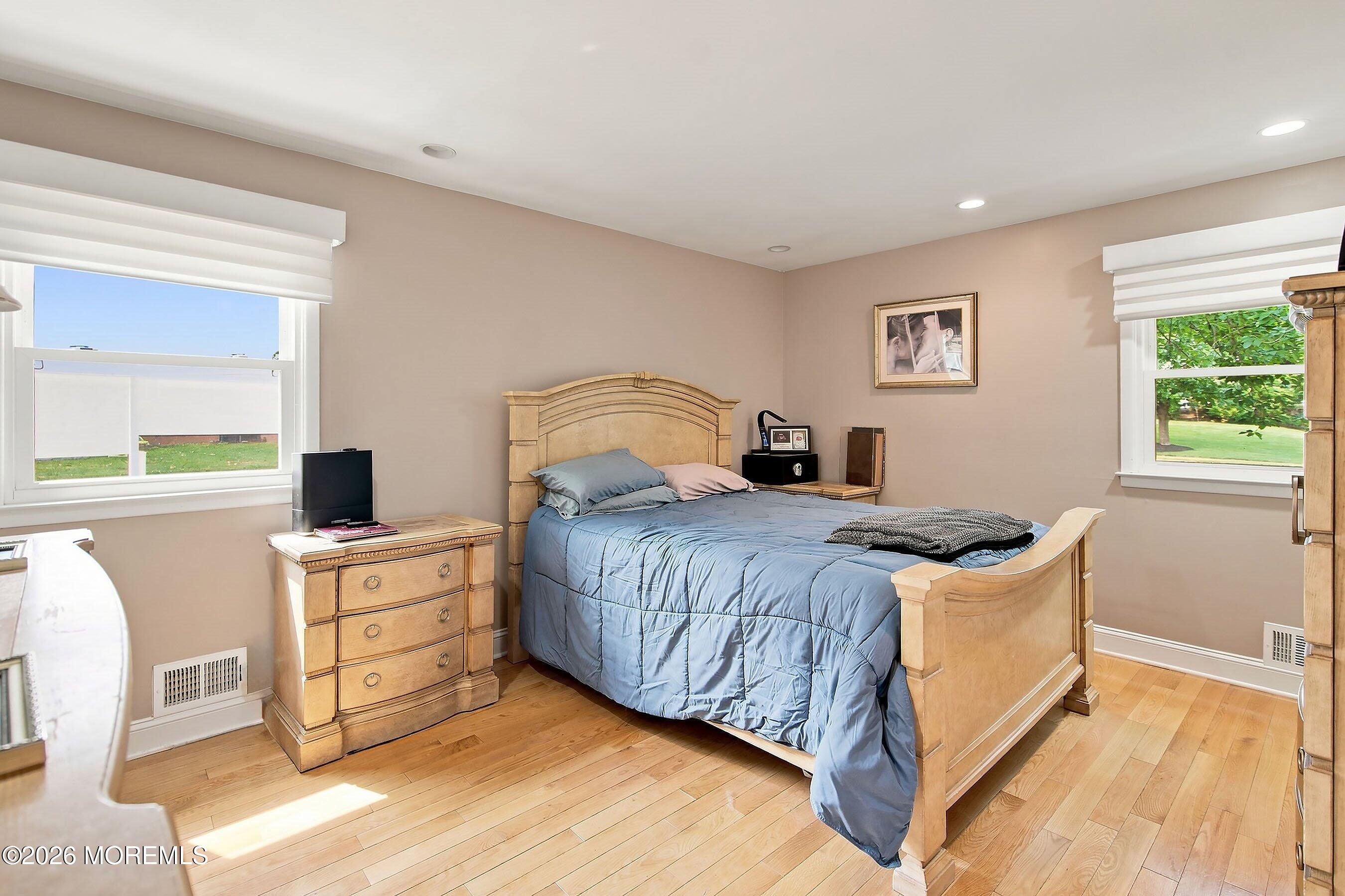 25 Mccue Road Morganville NJ 07751