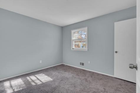 1591 Salem Street Lakewood NJ 08701