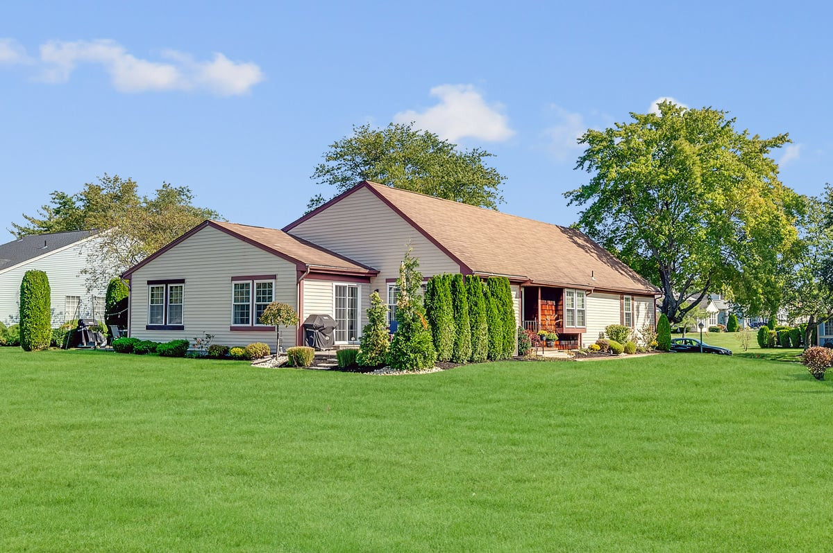 42 Yorkshire Drive Monroe NJ 08831