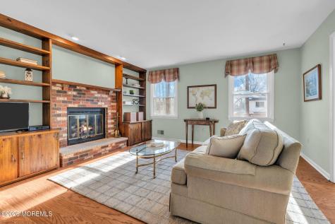85 Radcliffe Drive Lincroft NJ 07738