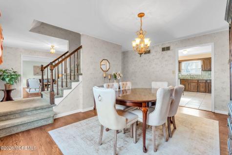 85 Radcliffe Drive Lincroft NJ 07738
