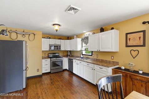87 Oregon Avenue Waretown NJ 08758