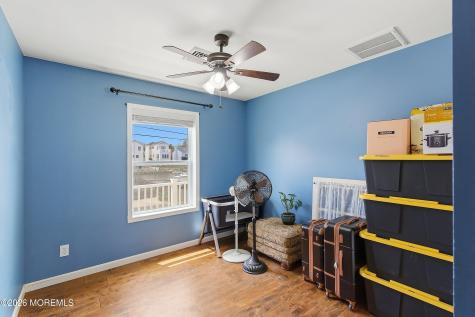 87 Oregon Avenue Waretown NJ 08758