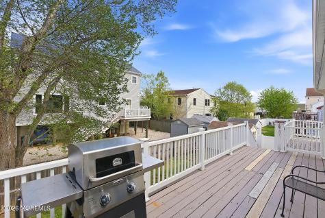 87 Oregon Avenue Waretown NJ 08758