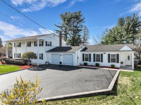 1 Lake Ontario Lane Morganville NJ 07751