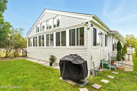 24 Port Royal Drive Toms River NJ 08757