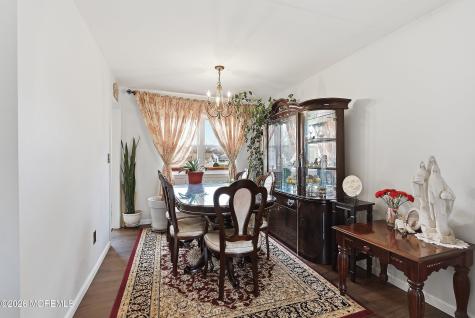 5 Alan Terrace Jackson NJ 08527