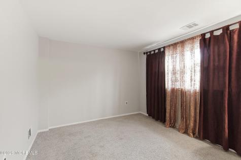 5 Alan Terrace Jackson NJ 08527