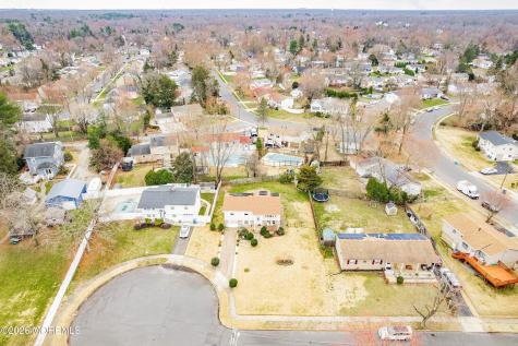 5 Alan Terrace Jackson NJ 08527