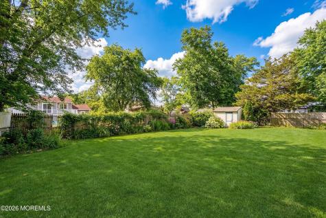 5 Alan Terrace Jackson NJ 08527