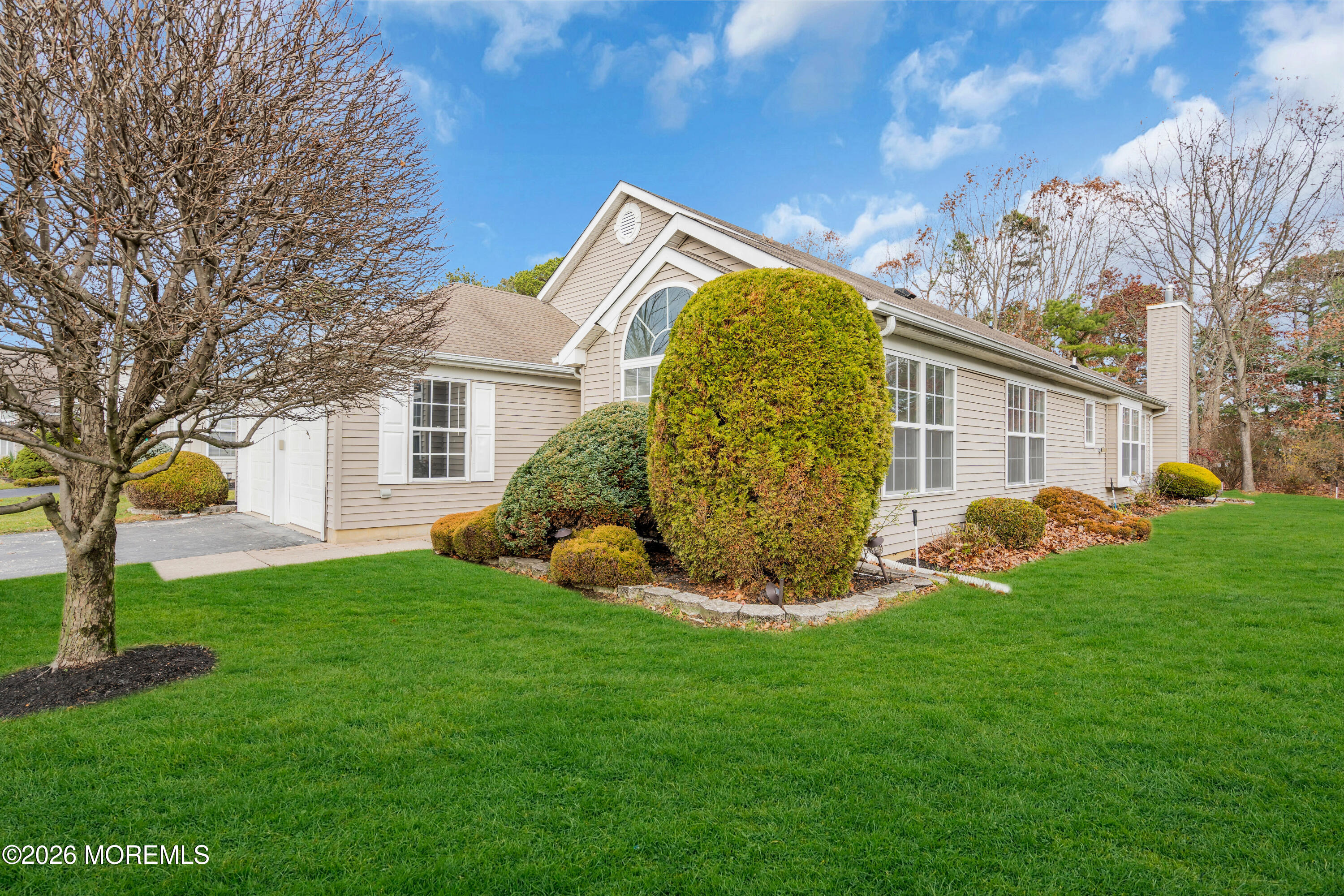 9 Oakmont Road Lakewood NJ 08701