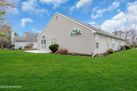 9 Oakmont Road Lakewood NJ 08701