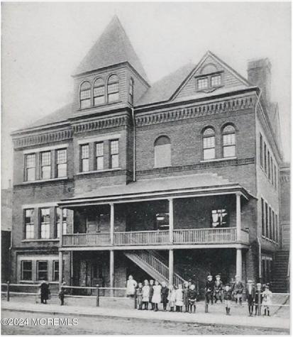 11 South Street Sea Bright NJ 07760