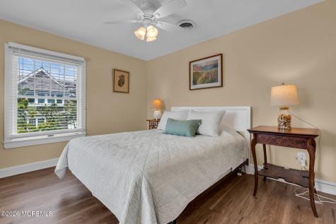 1501 Ocean Avenue Mantoloking NJ 08738