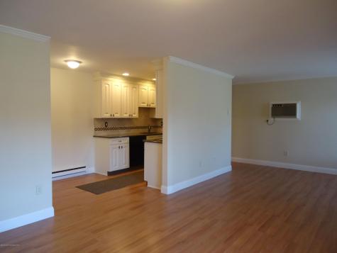 142 Cross Slope Court Manalapan NJ 07726