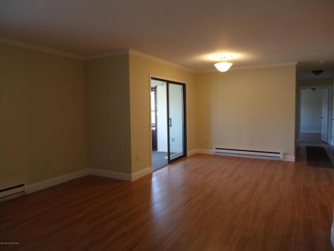 142 Cross Slope Court Manalapan NJ 07726