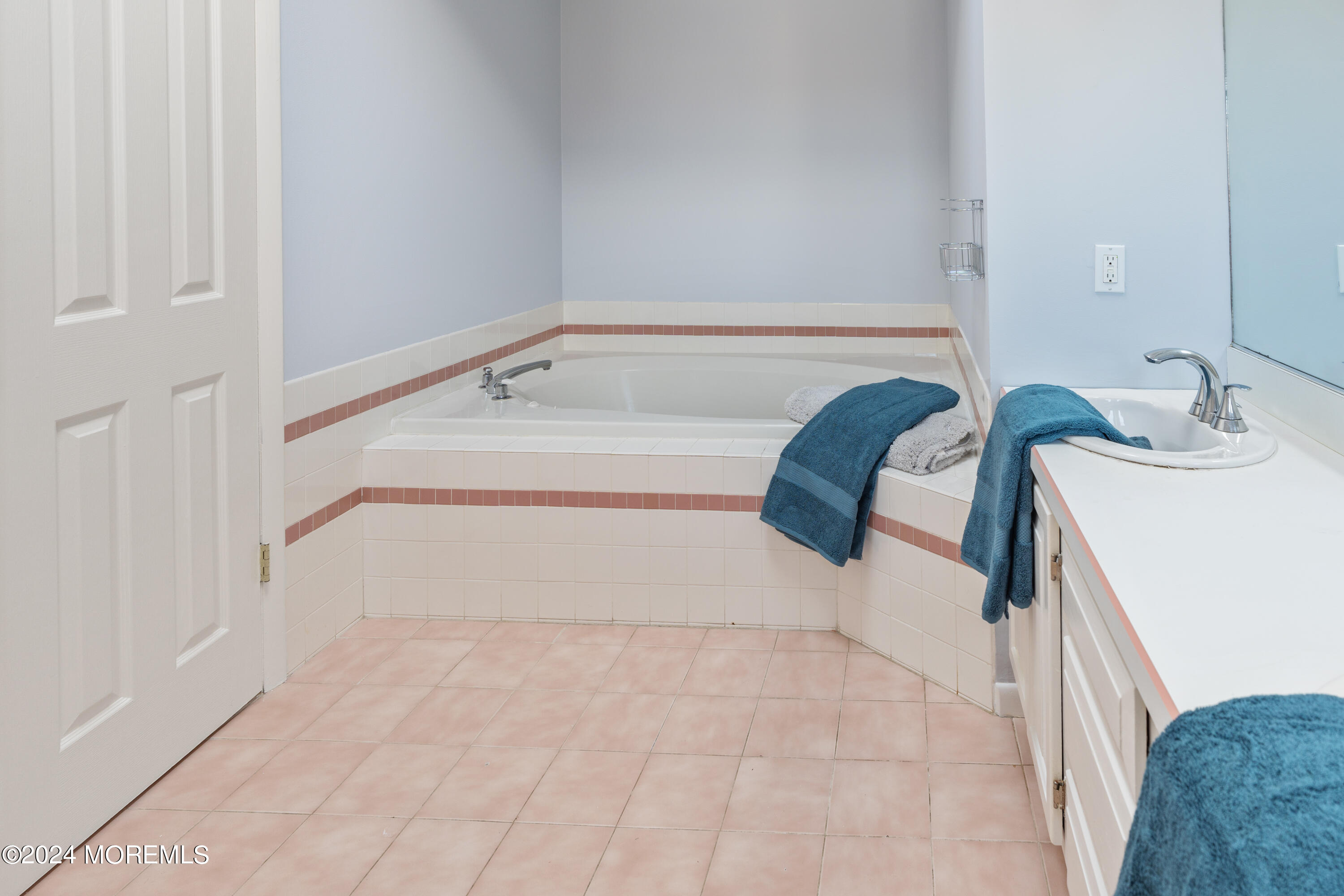 3 Drew Court Monmouth Beach NJ 07750
