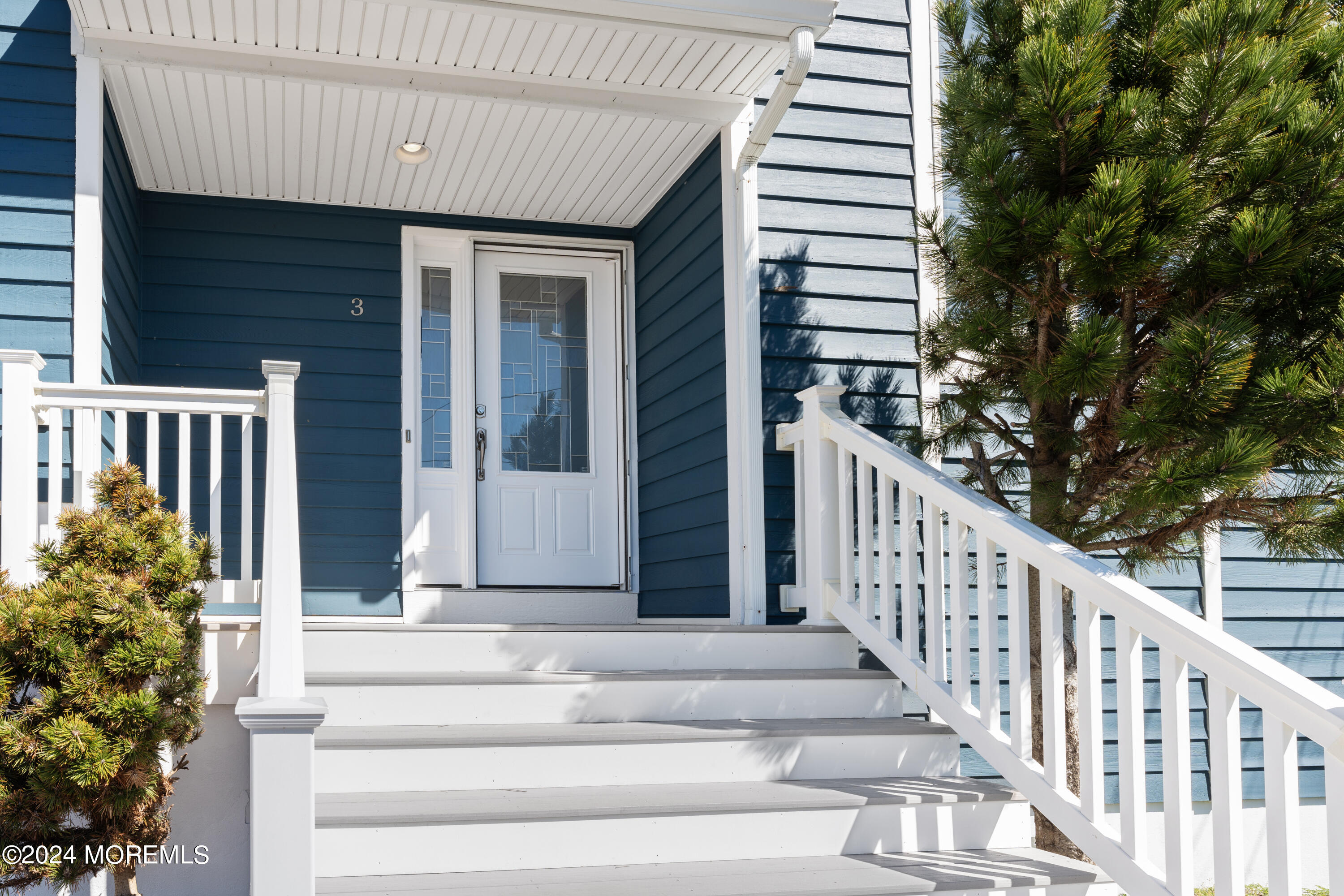 3 Drew Court Monmouth Beach NJ 07750