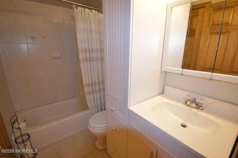 1304 Wellington Place Aberdeen NJ 07747