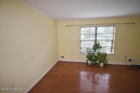 1304 Wellington Place Aberdeen NJ 07747