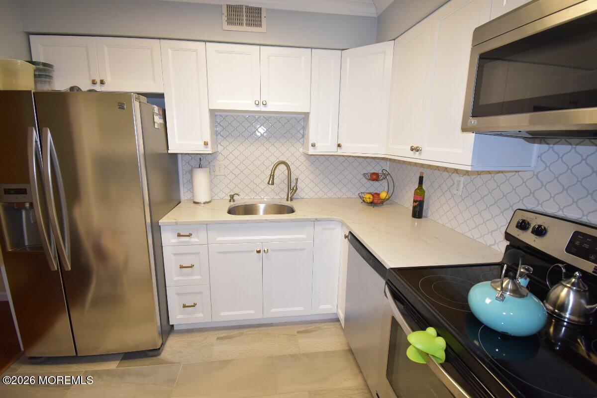 1304 Wellington Place Aberdeen NJ 07747