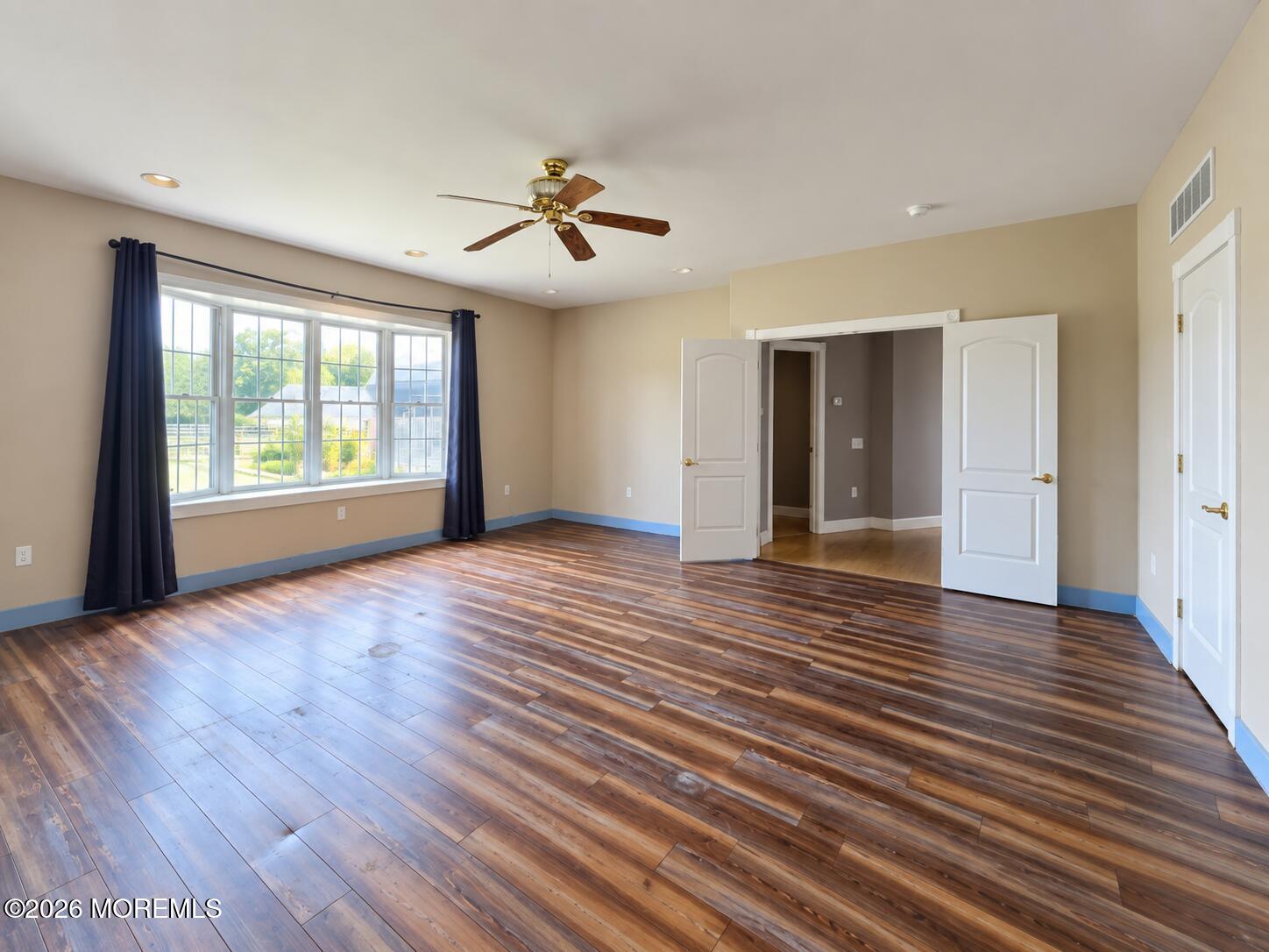 290 N Myrtle Street Hammonton NJ 08037