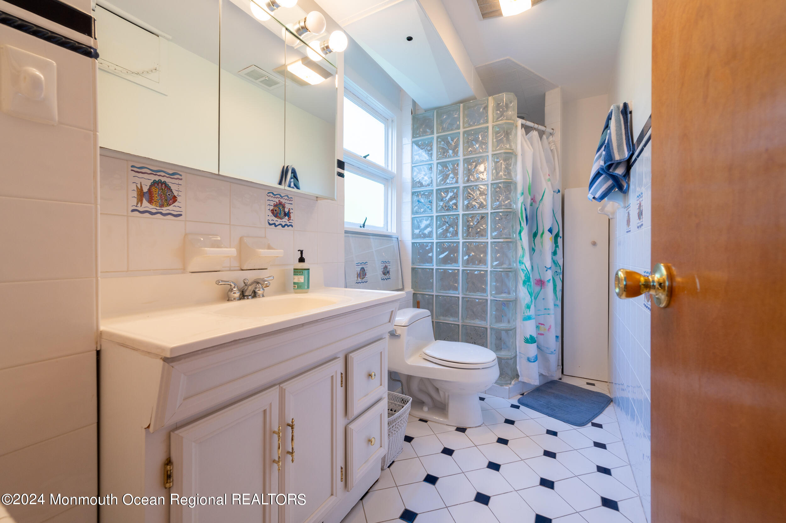 10 Seawood Way Spring Lake NJ 07762