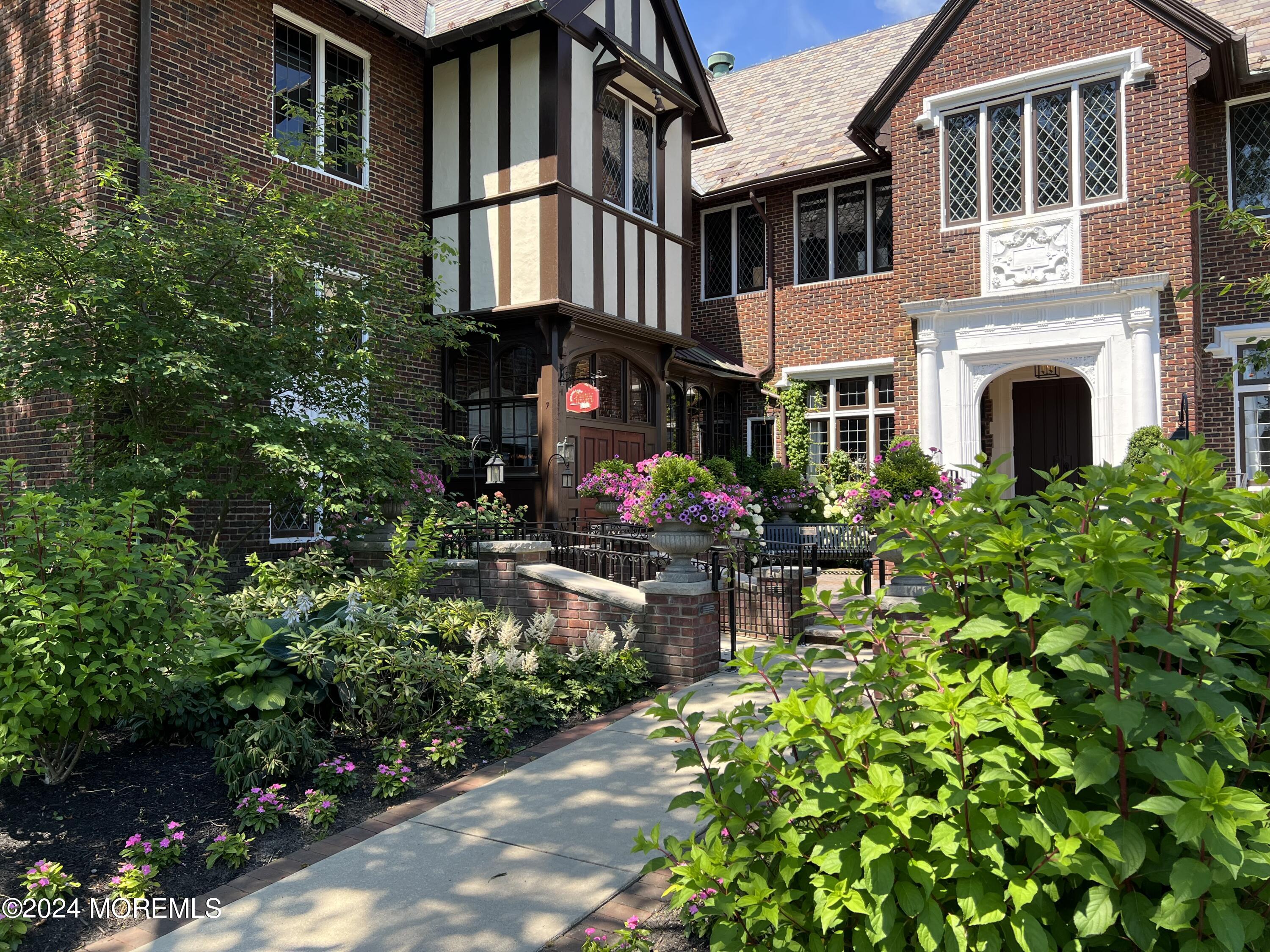10 Seawood Way Spring Lake NJ 07762