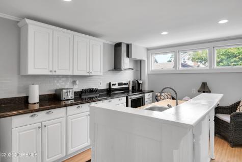 512 Main Avenue Bay Head NJ 08742