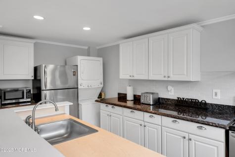 512 Main Avenue Bay Head NJ 08742