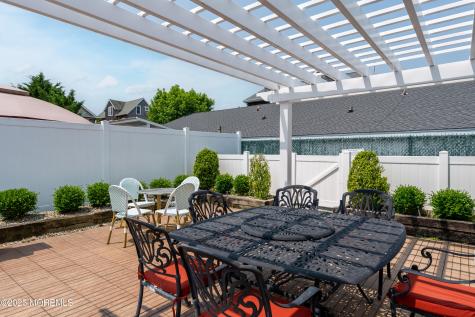 512 Main Avenue Bay Head NJ 08742