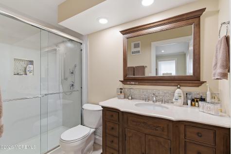 327 Sequoia Court Howell NJ 07731