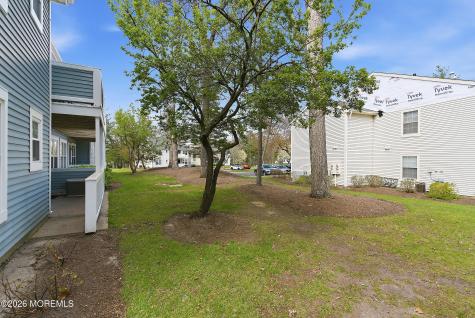 327 Sequoia Court Howell NJ 07731