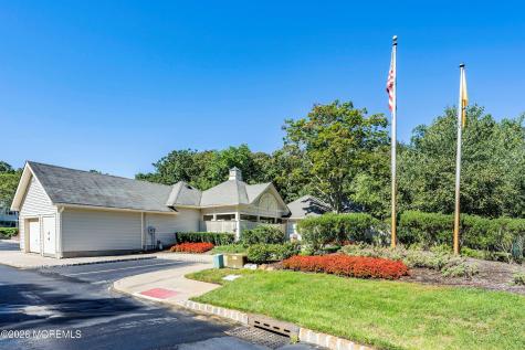327 Sequoia Court Howell NJ 07731