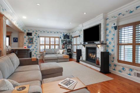 301 16th Avenue Lake Como NJ 07719