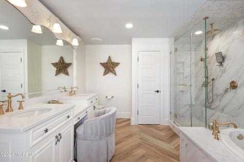 301 16th Avenue Lake Como NJ 07719