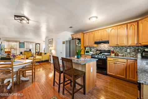 105 Wayside Drive Keyport NJ 07735
