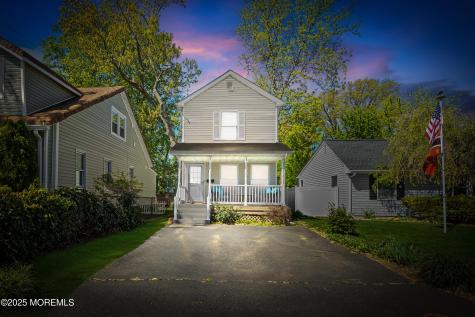 105 Wayside Drive Keyport NJ 07735