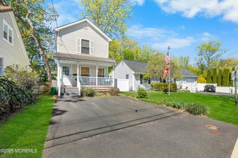 105 Wayside Drive Keyport NJ 07735
