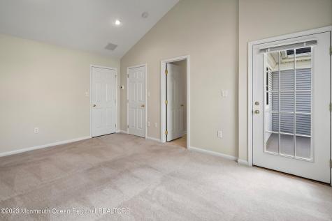 86 Deepwater Circle Manalapan NJ 07726