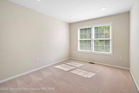 86 Deepwater Circle Manalapan NJ 07726